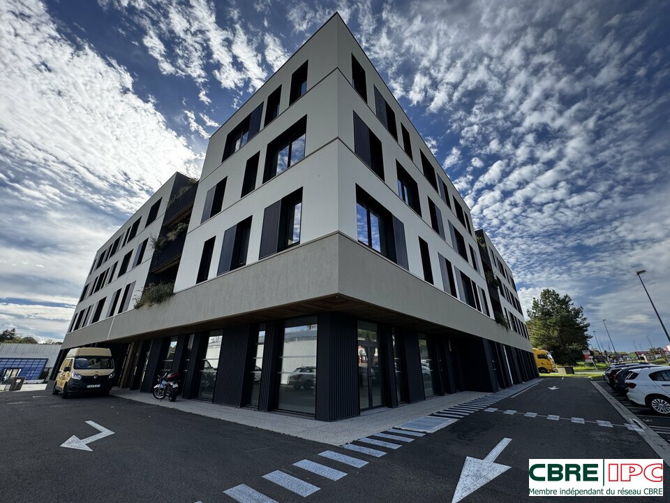 CBRE IPC LOCATION-LOCAL COMMERCIAL-ANGLET-64