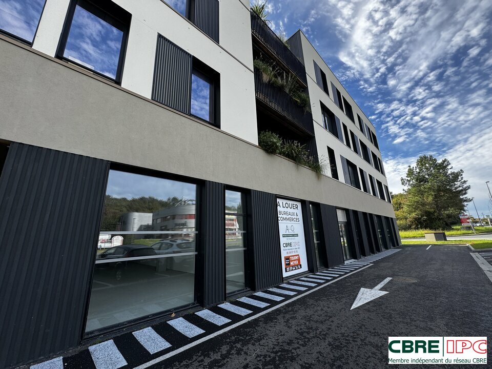 CBRE IPC LOCATION-LOCAL COMMERCIAL-ANGLET-64