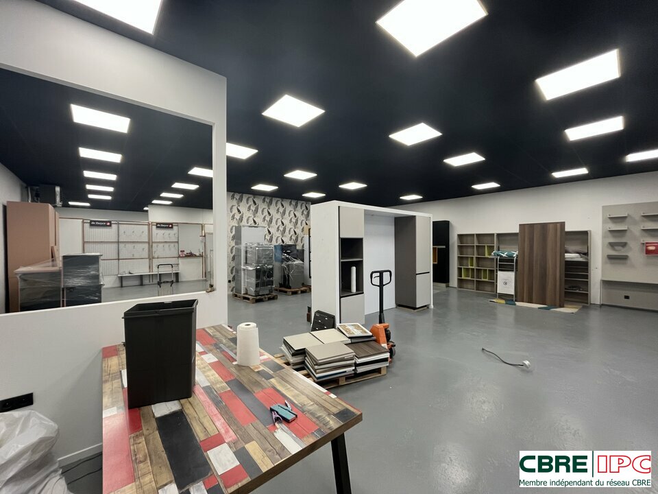 CBRE IPC LOCATION-LOCAL COMMERCIAL-ANGLET-64