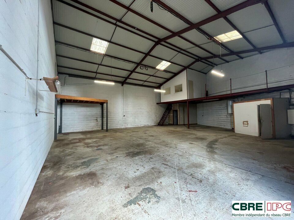 CBRE IPC LOCATION-LOCAL D'ACTIVITE-ANGLET-64