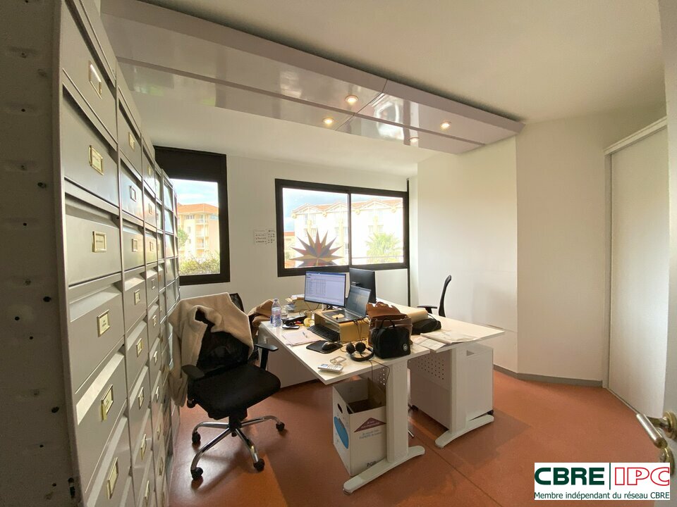 CBRE IPC LOCATION-BUREAUX-BIARRITZ-64