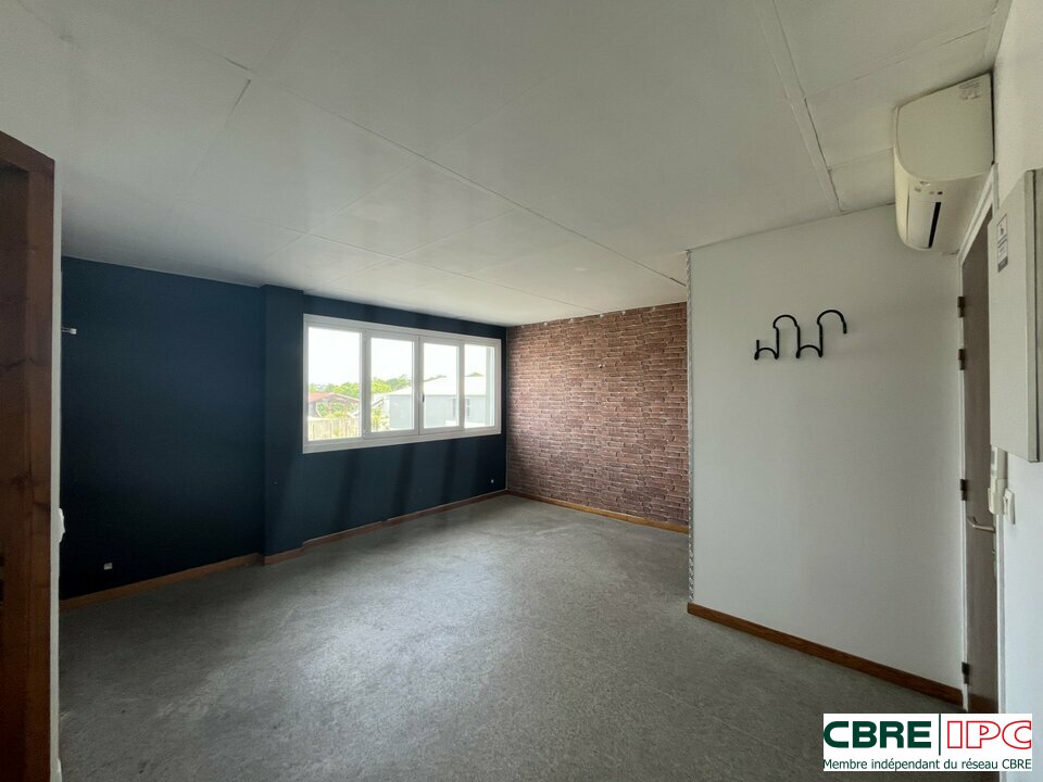 CBRE IPC LOCATION-BUREAUX-ARCANGUES-64