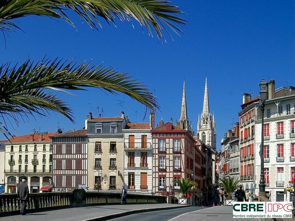 CBRE IPC CESSION-LOCAL COMMERCIAL-BAYONNE-64