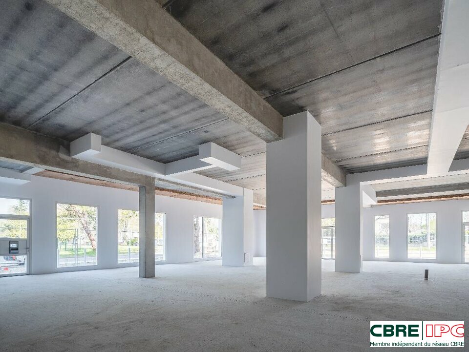 CBRE IPC VENTE-LOCAL COMMERCIAL-PAU-64