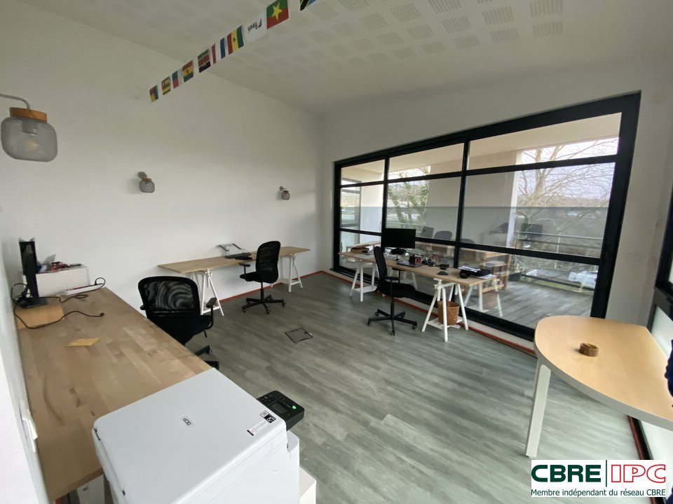 CBRE IPC LOCATION-BUREAUX-BIDART-64