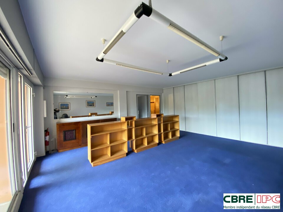 CBRE IPC LOCATION-BUREAUX-BAYONNE-64