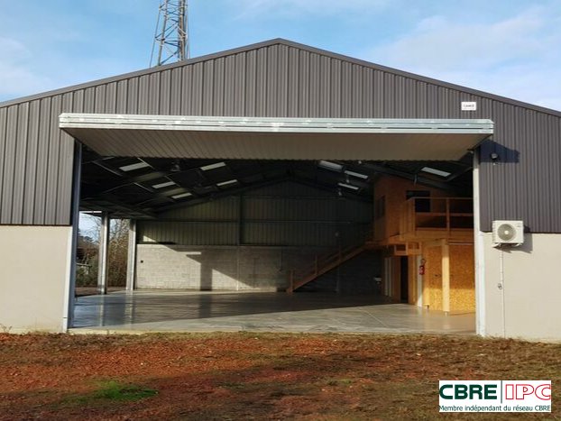 CBRE IPC VENTE-LOCAL D'ACTIVITE-BENQUET-40