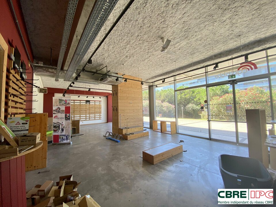 CBRE IPC LOCATION-BUREAUX-BAYONNE-64