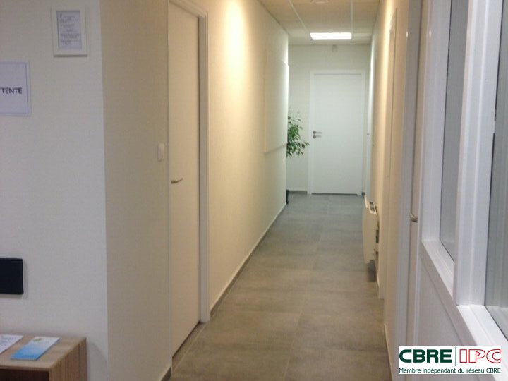 CBRE IPC LOCATION-BUREAUX-BAYONNE-64