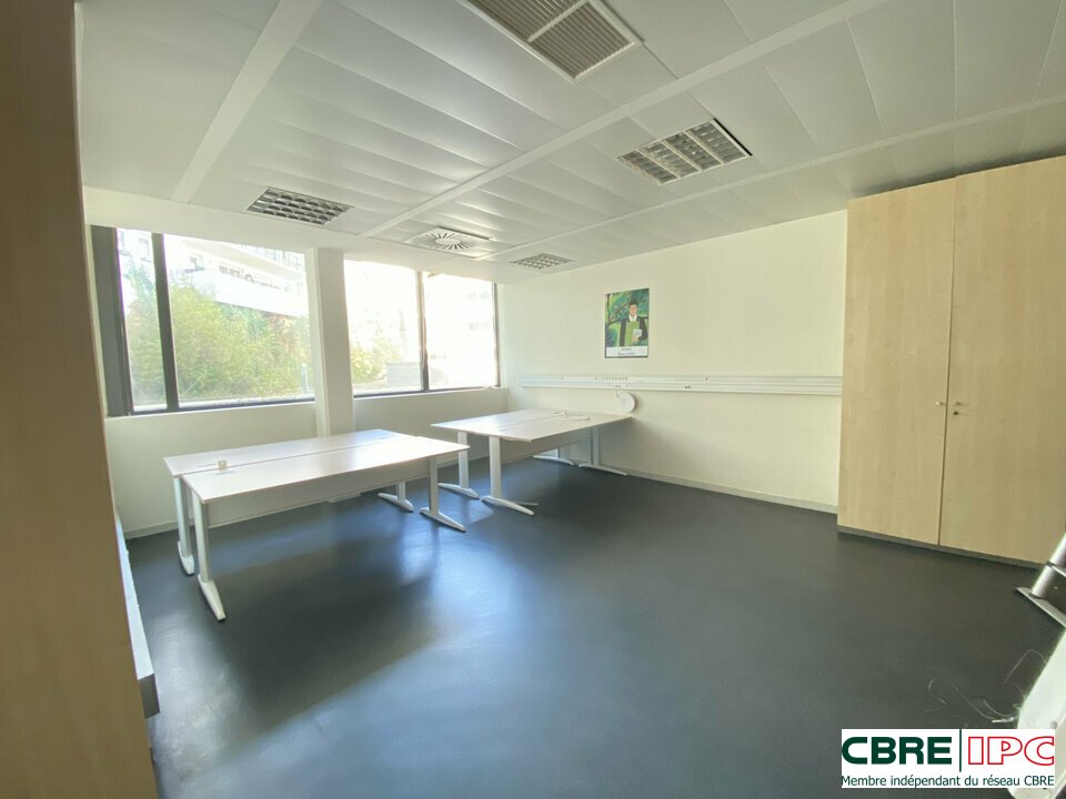 CBRE IPC LOCATION-BUREAUX-BAYONNE-64