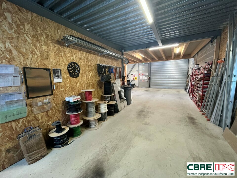 CBRE IPC LOCATION-LOCAL D'ACTIVITE-ANGLET-64