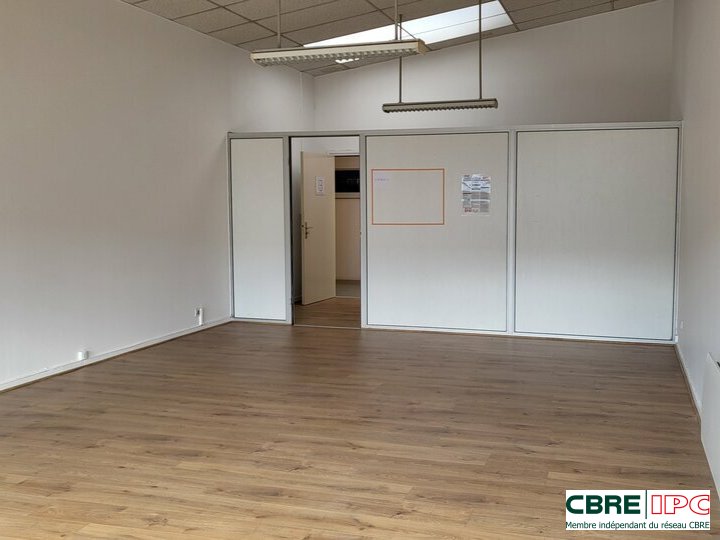 CBRE IPC LOCATION-BUREAUX-BAYONNE-64