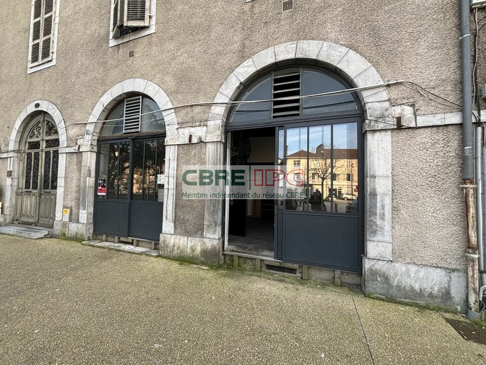CBRE IPC VENTE-LOCAL COMMERCIAL-PAU-64