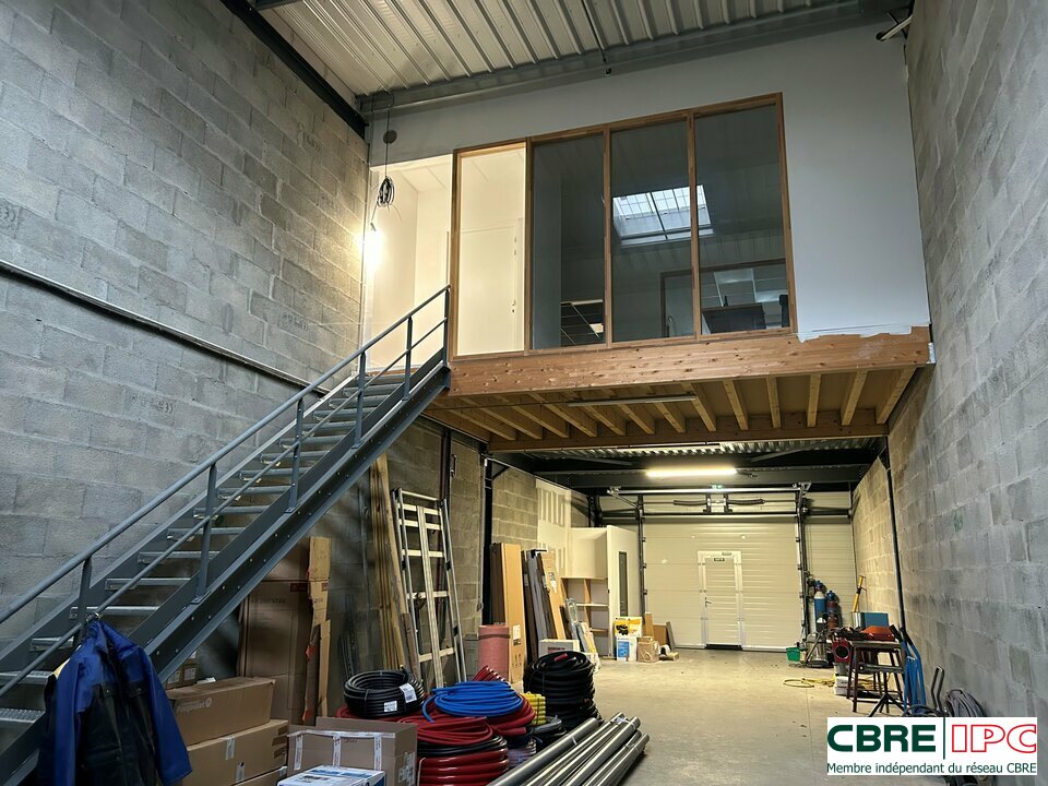 CBRE IPC LOCATION-LOCAL D'ACTIVITE-ANGLET-64