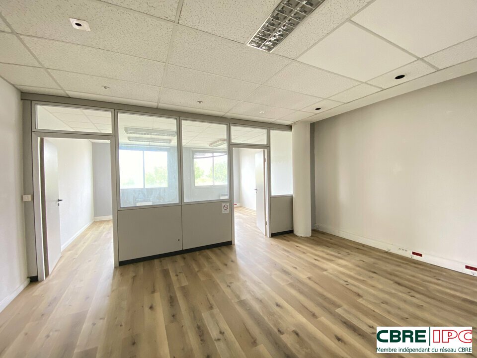 CBRE IPC LOCATION-BUREAUX-BAYONNE-64