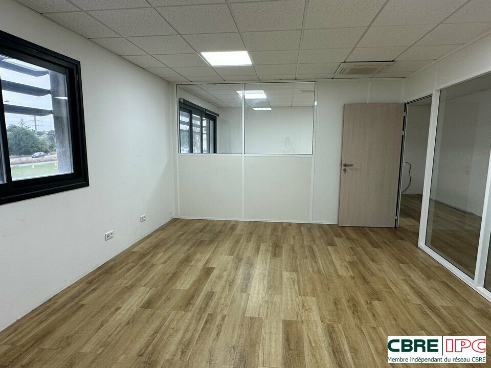 CBRE IPC LOCATION-BUREAUX-BAYONNE-64