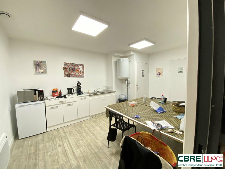 CBRE IPC CESSION-LOCAL COMMERCIAL-BAYONNE-64