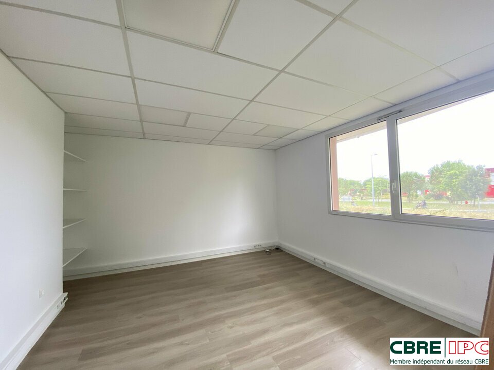 CBRE IPC LOCATION-BUREAUX-BAYONNE-64