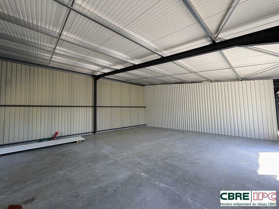 CBRE IPC LOCATION-ENTREPOT-_-64