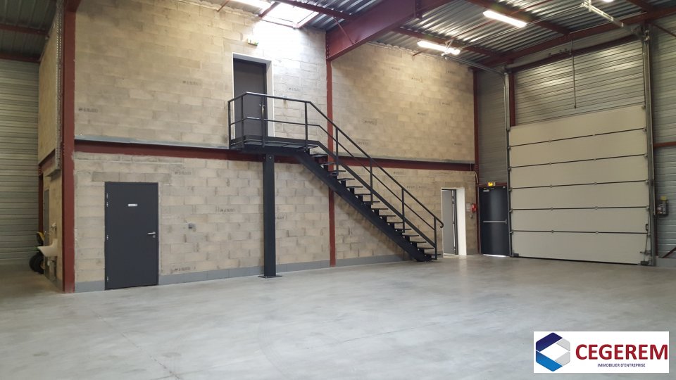 CEGEREM LOCATION-LOCAL D'ACTIVITE-SAINT_PIERRE_DU_PERRAY-91