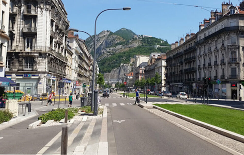 OZ IMMOBILIER CESSION-LOCAL COMMERCIAL-GRENOBLE-38