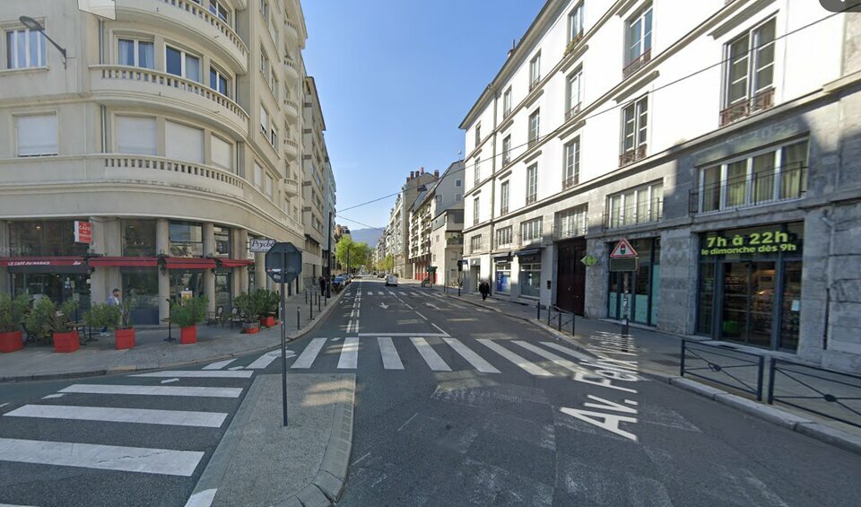 OZ IMMOBILIER LOCATION-LOCAL COMMERCIAL-GRENOBLE-38