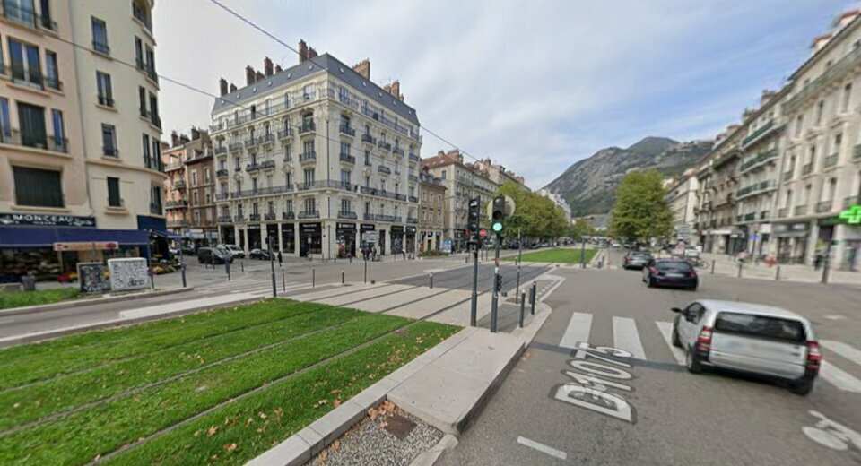 OZ IMMOBILIER VENTE-LOCAL COMMERCIAL-GRENOBLE-38