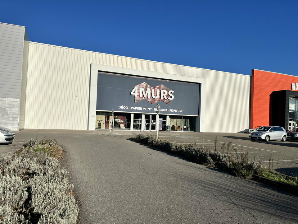 ONE DEAL LOCATION-LOCAL COMMERCIAL-KINGERSHEIM-68