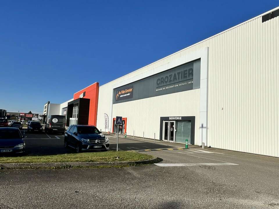 ONE DEAL LOCATION-LOCAL COMMERCIAL-KINGERSHEIM-68