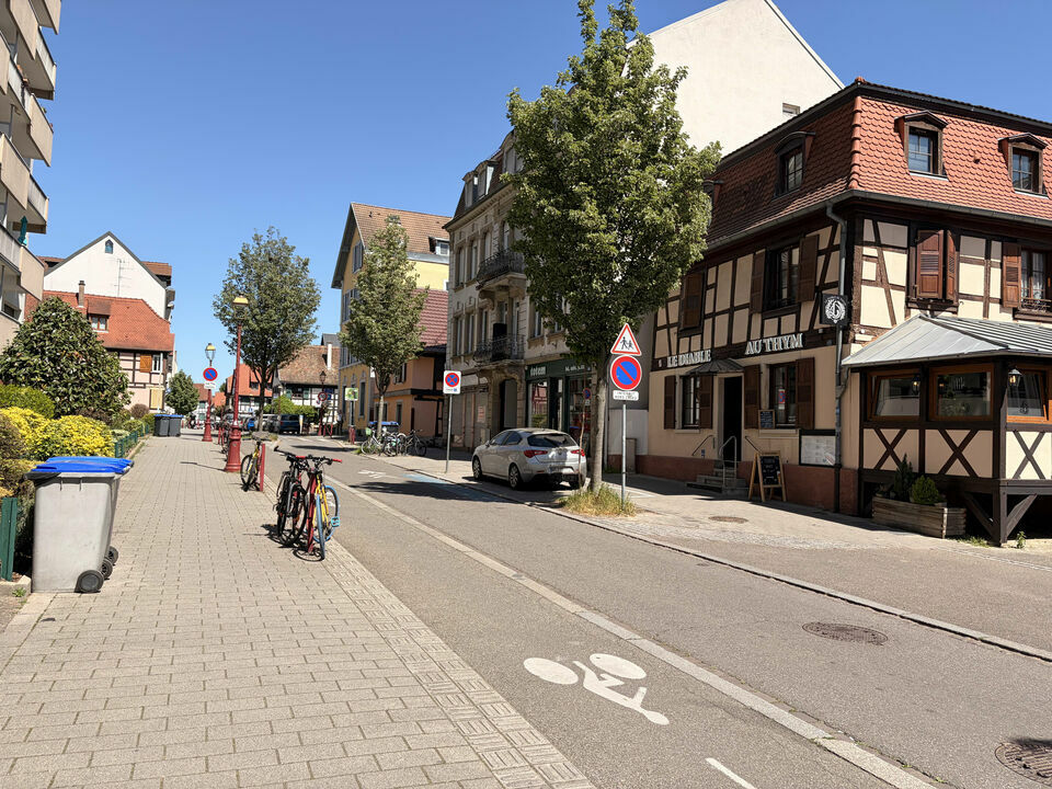 ONE DEAL LOCATION-LOCAL COMMERCIAL-SCHILTIGHEIM-67