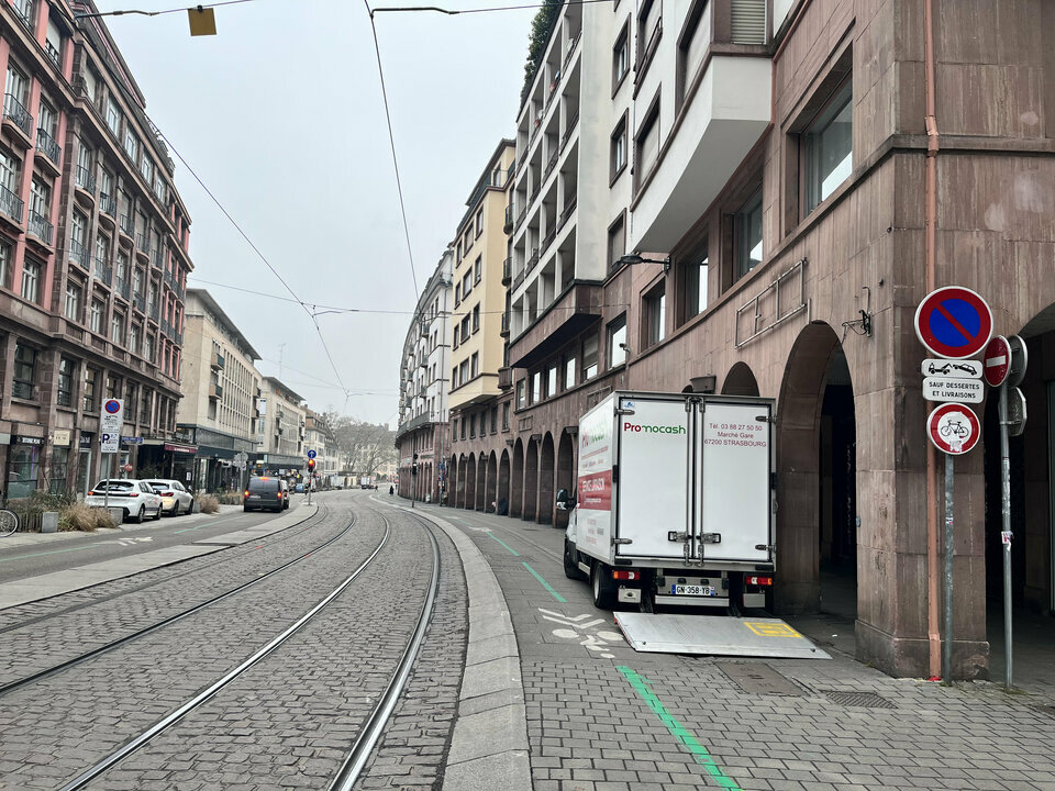 ONE DEAL LOCATION-LOCAL COMMERCIAL-STRASBOURG-67