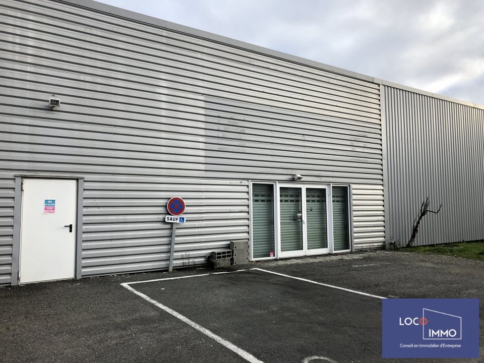 LOCO IMMO LOCATION-ENTREPOT-SAINT_ANDRE_DE_CUBZAC-33