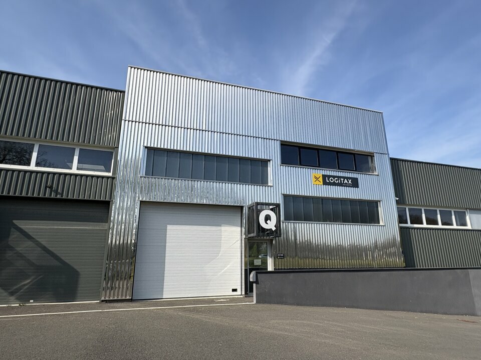 LOCO IMMO VENTE-LOCAL D'ACTIVITE-BEYCHAC_ET_CAILLAU-33