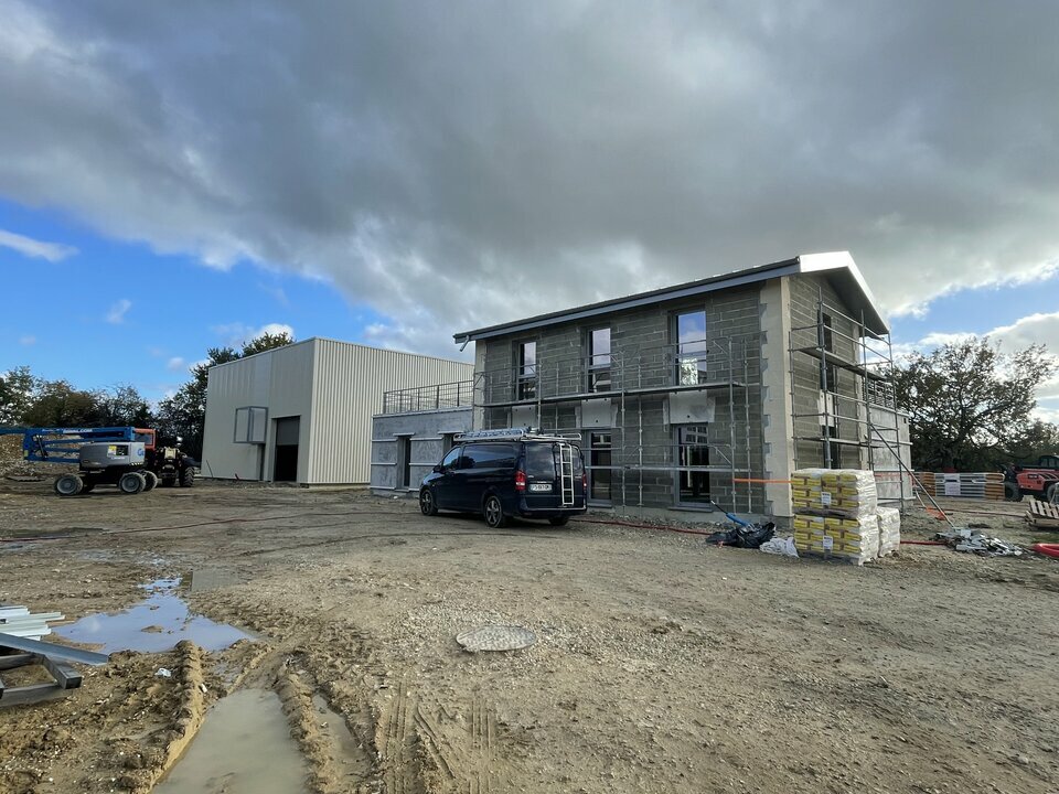 LOCO IMMO VENTE-LOCAL D'ACTIVITE-ARTIGUES-PRES-BORDEAUX-33