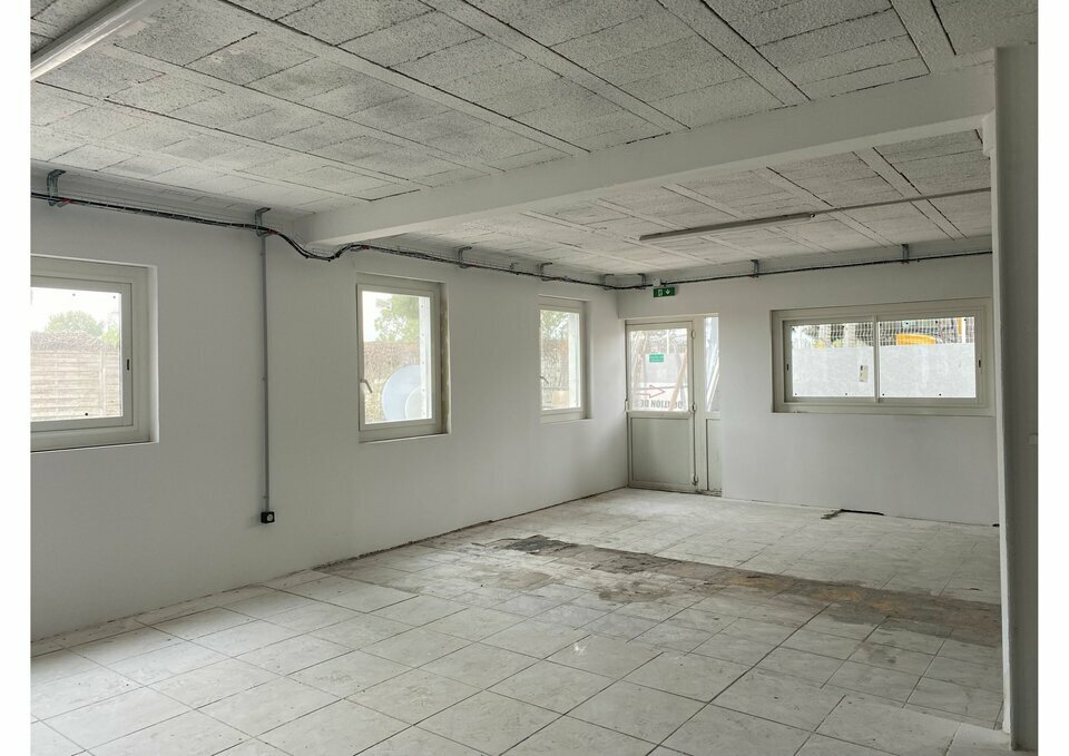 CUSHMAN WAKEFIELD NIMES LOCATION-LOCAL COMMERCIAL-SAINT_JEAN_DE_VEDAS-34