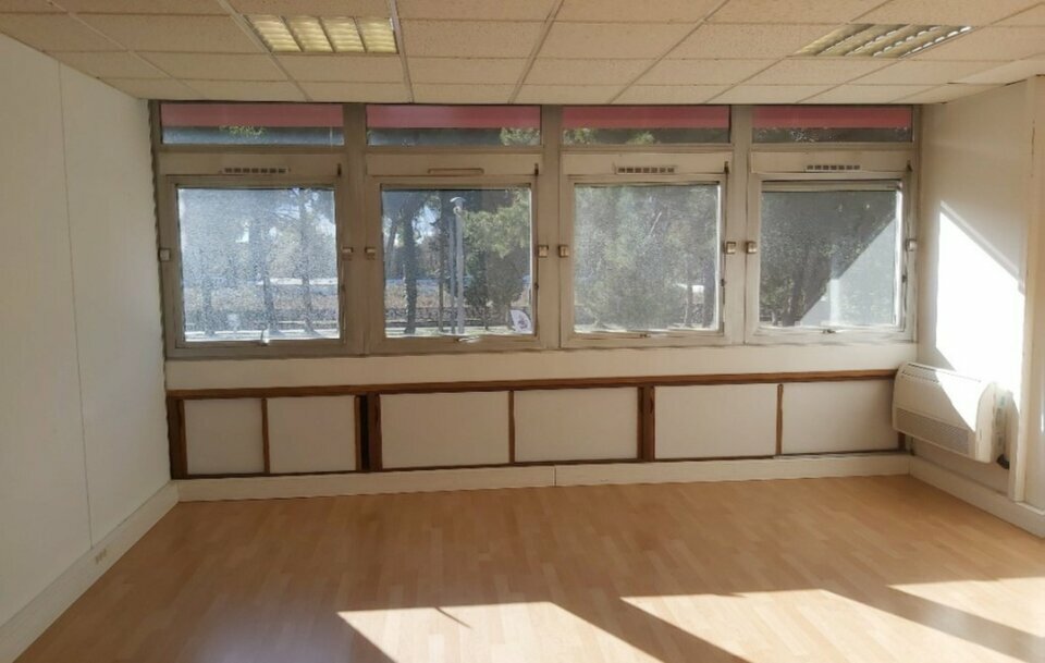 CUSHMAN WAKEFIELD NIMES LOCATION-BUREAUX-LATTES-34