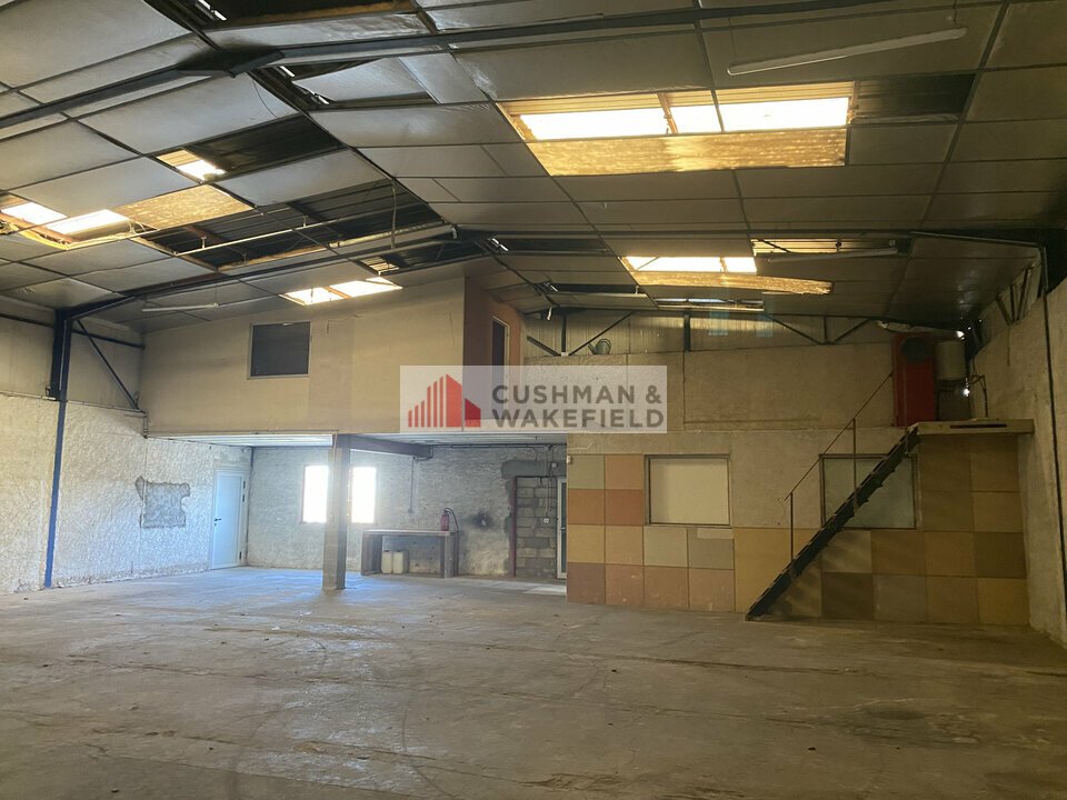 CUSHMAN WAKEFIELD NIMES LOCATION-LOCAL D'ACTIVITE-SAINT_JEAN_DE_VEDAS-34