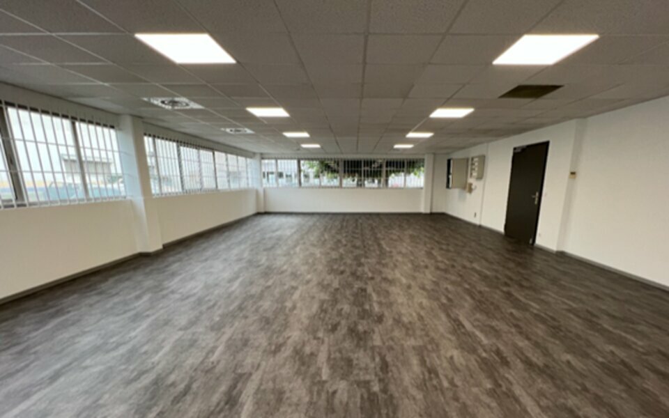 CUSHMAN WAKEFIELD NIMES LOCATION-BUREAUX-NIMES-30