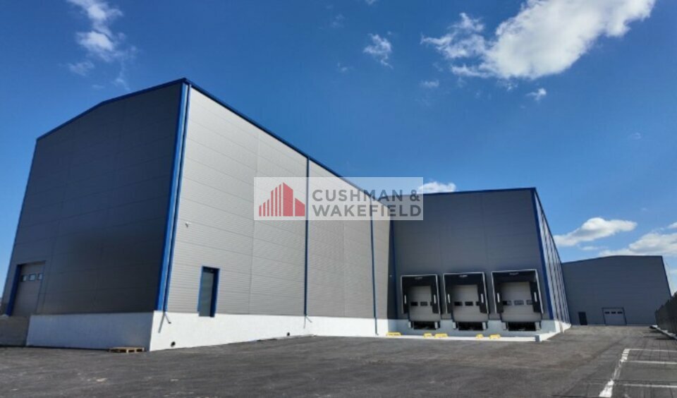 CUSHMAN WAKEFIELD NIMES LOCATION-ENTREPOT-VAUVERT-30