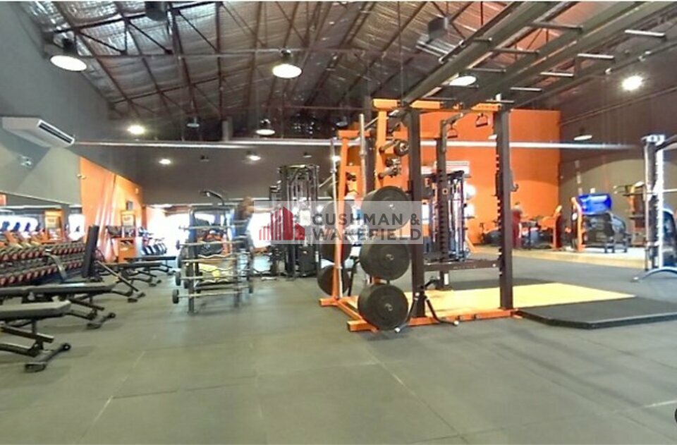 CUSHMAN WAKEFIELD NIMES LOCATION-LOCAL COMMERCIAL-NIMES-30