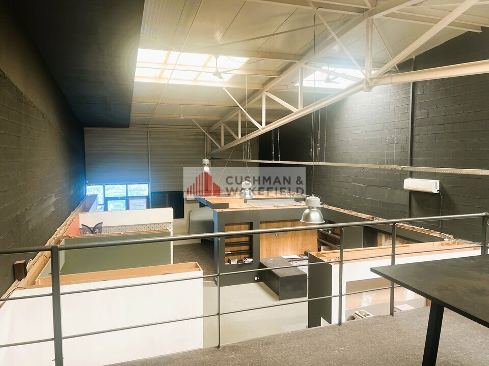 CUSHMAN WAKEFIELD NIMES LOCATION-LOCAL COMMERCIAL-NIMES-30