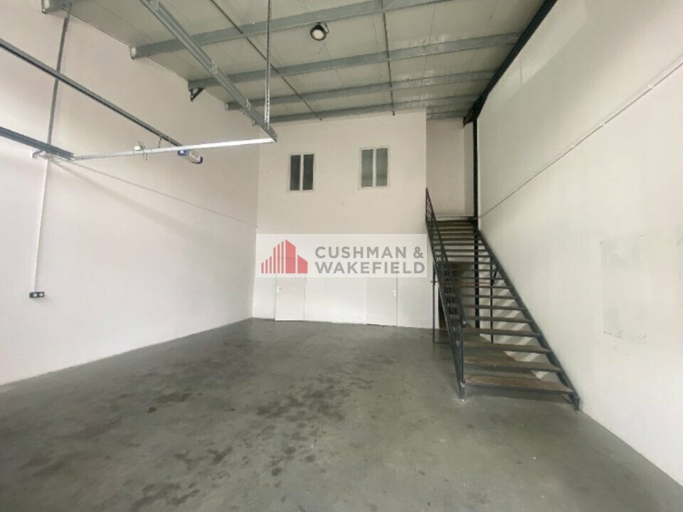 CUSHMAN WAKEFIELD NIMES LOCATION-LOCAL D'ACTIVITE-NIMES-30