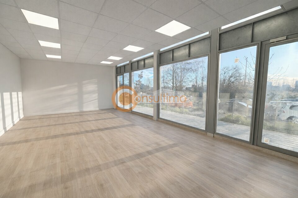 CONSULTIMO LOCATION-LOCAL COMMERCIAL-BORDEAUX-33
