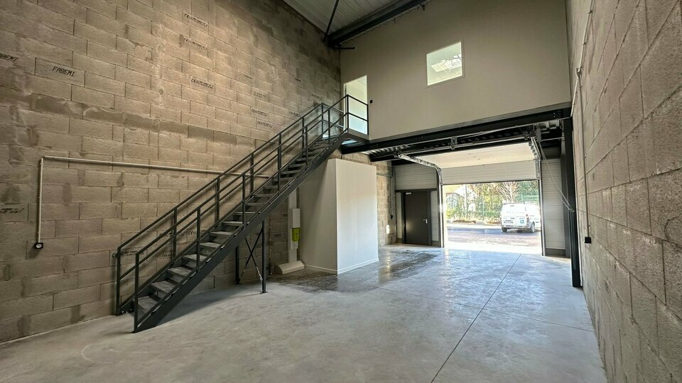 CBRE AXITE VALENCE LOCATION-LOCAL D'ACTIVITE-VALENCE-26