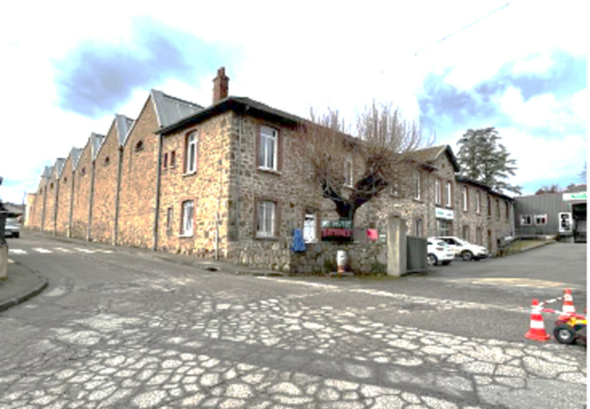 CBRE AXITE VALENCE VENTE-LOCAL D'ACTIVITE-SAINT-FELICIEN-07