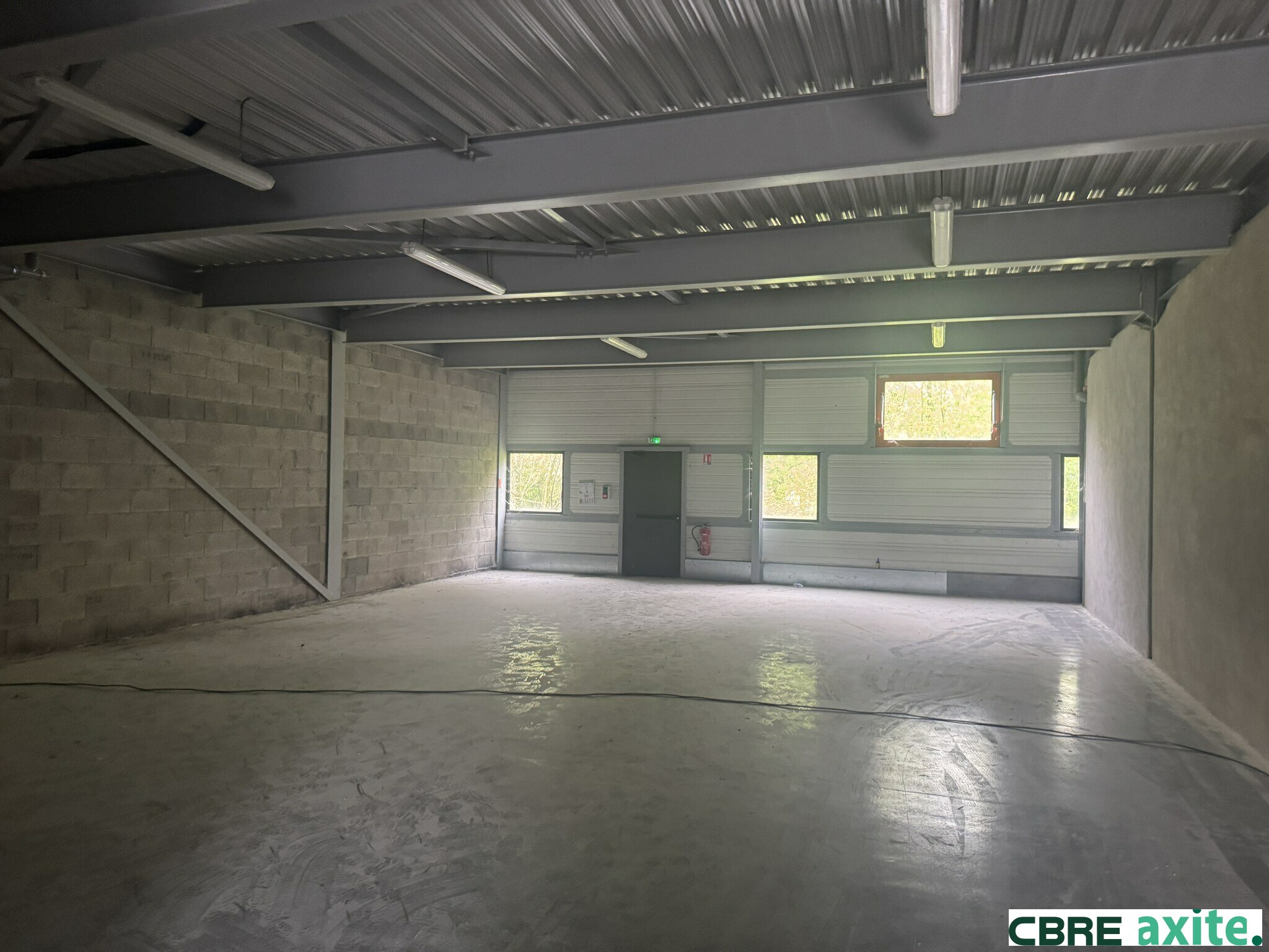CBRE AXITE GRENOBLE LOCATION-LOCAL D'ACTIVITE-LA_TERRASSE-38