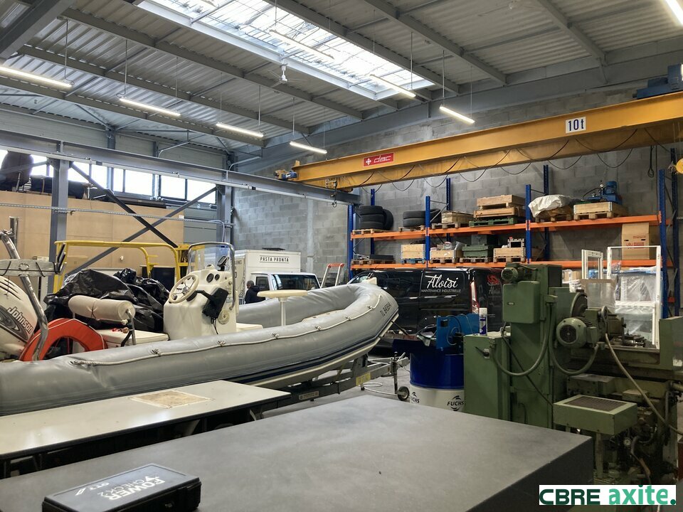 CBRE AXITE GRENOBLE LOCATION-LOCAL D'ACTIVITE-LA_TERRASSE-38