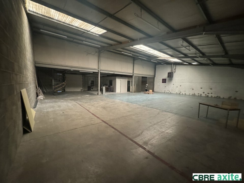 CBRE AXITE GRENOBLE LOCATION-LOCAL D'ACTIVITE-ECHIROLLES-38