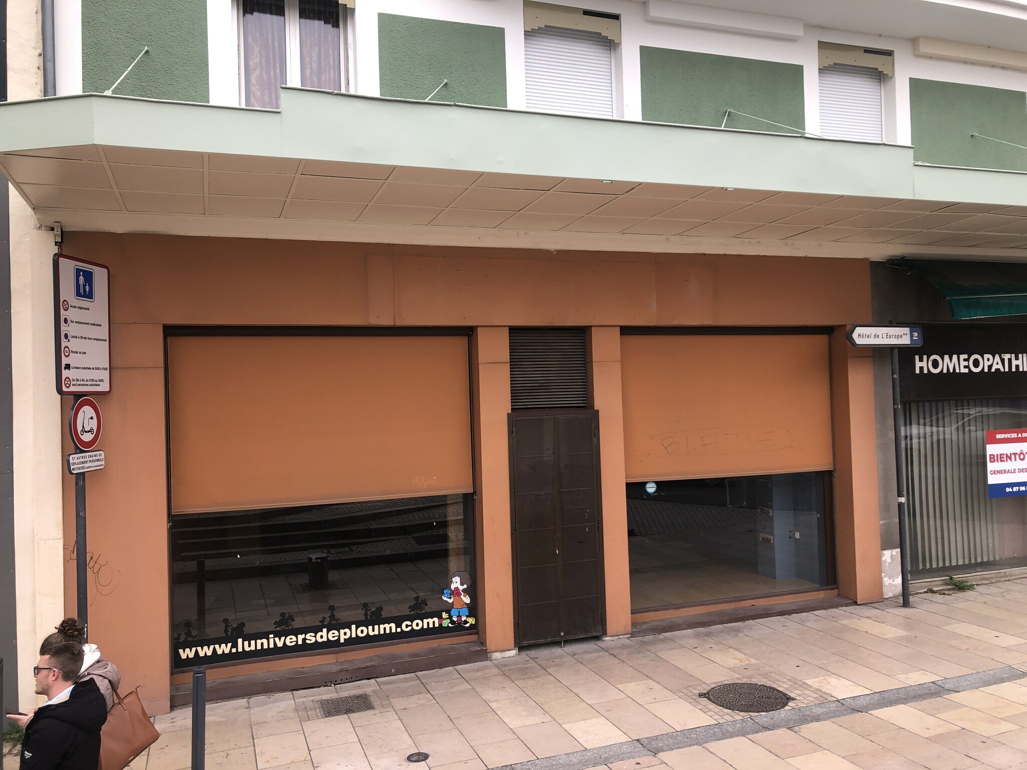 CBRE AXITE VALENCE LOCATION-LOCAL COMMERCIAL-VALENCE-26