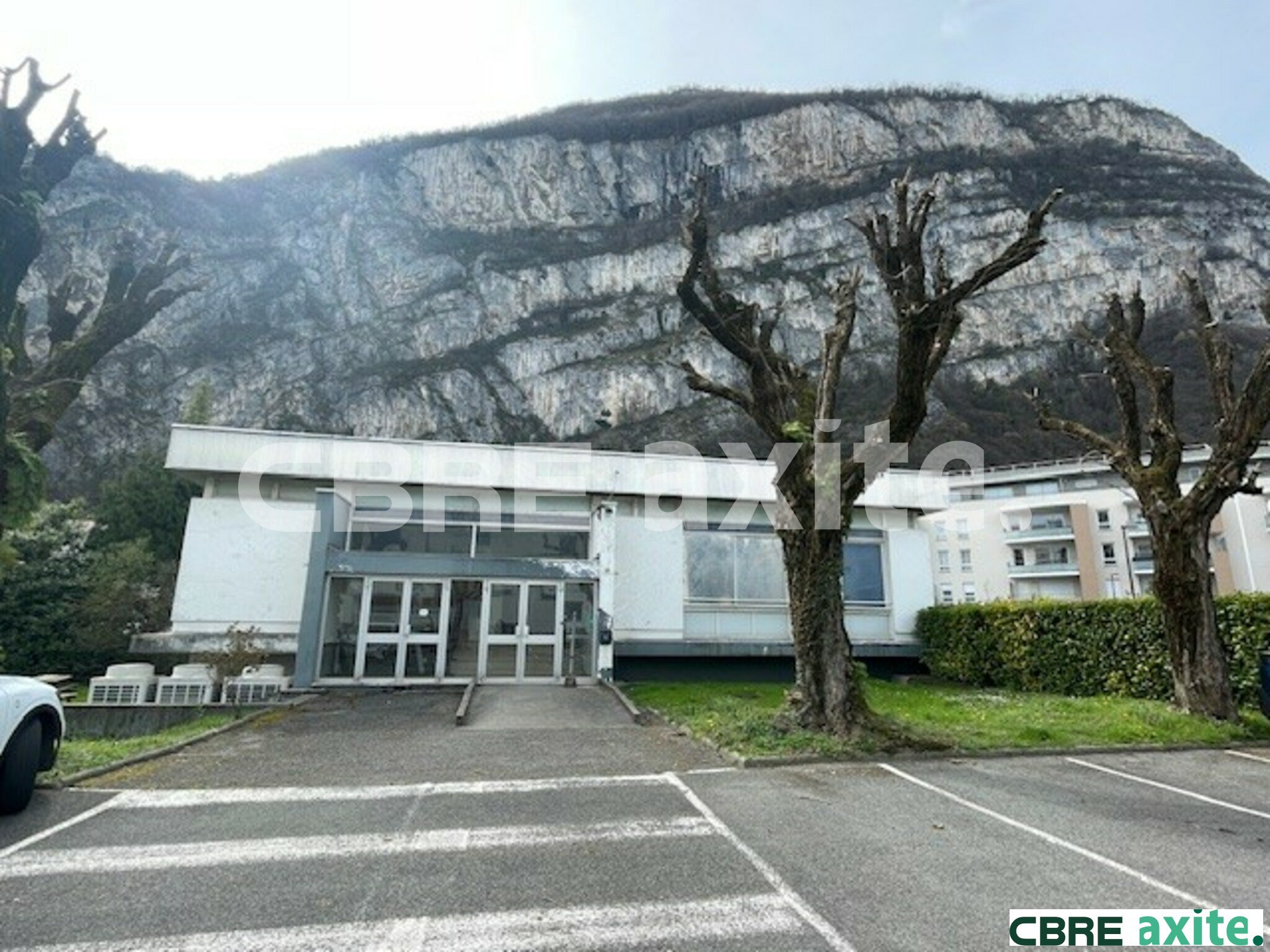 CBRE AXITE GRENOBLE LOCATION-BUREAUX-SASSENAGE-38